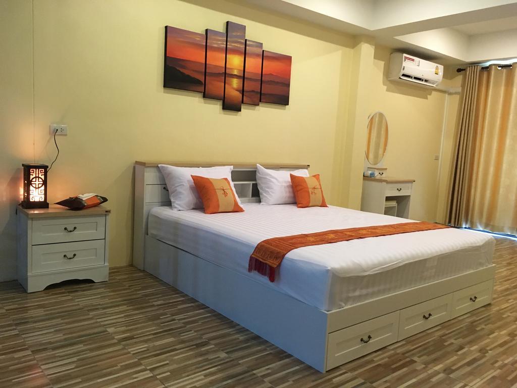 Breezy House Apartamento Praia de Jomtien Exterior foto