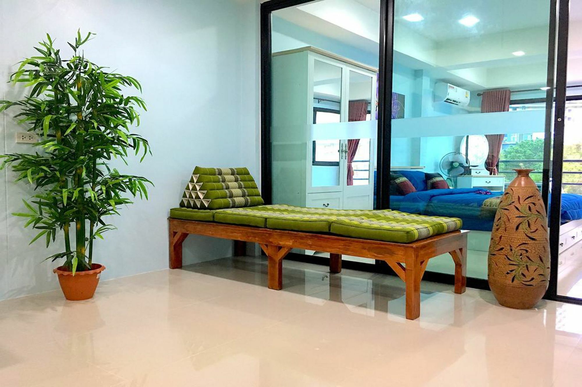 Breezy House Apartamento Praia de Jomtien Exterior foto