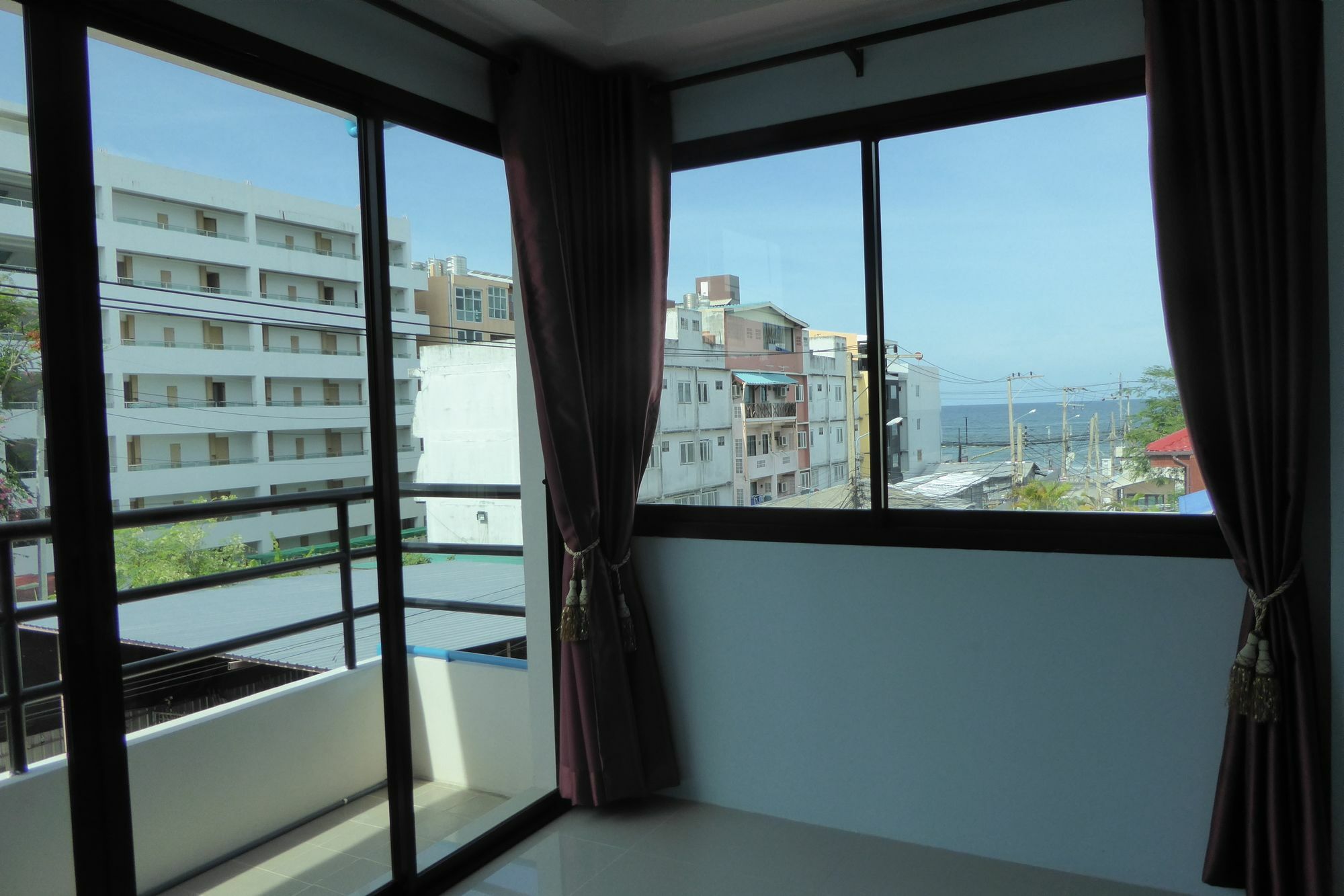 Breezy House Apartamento Praia de Jomtien Exterior foto